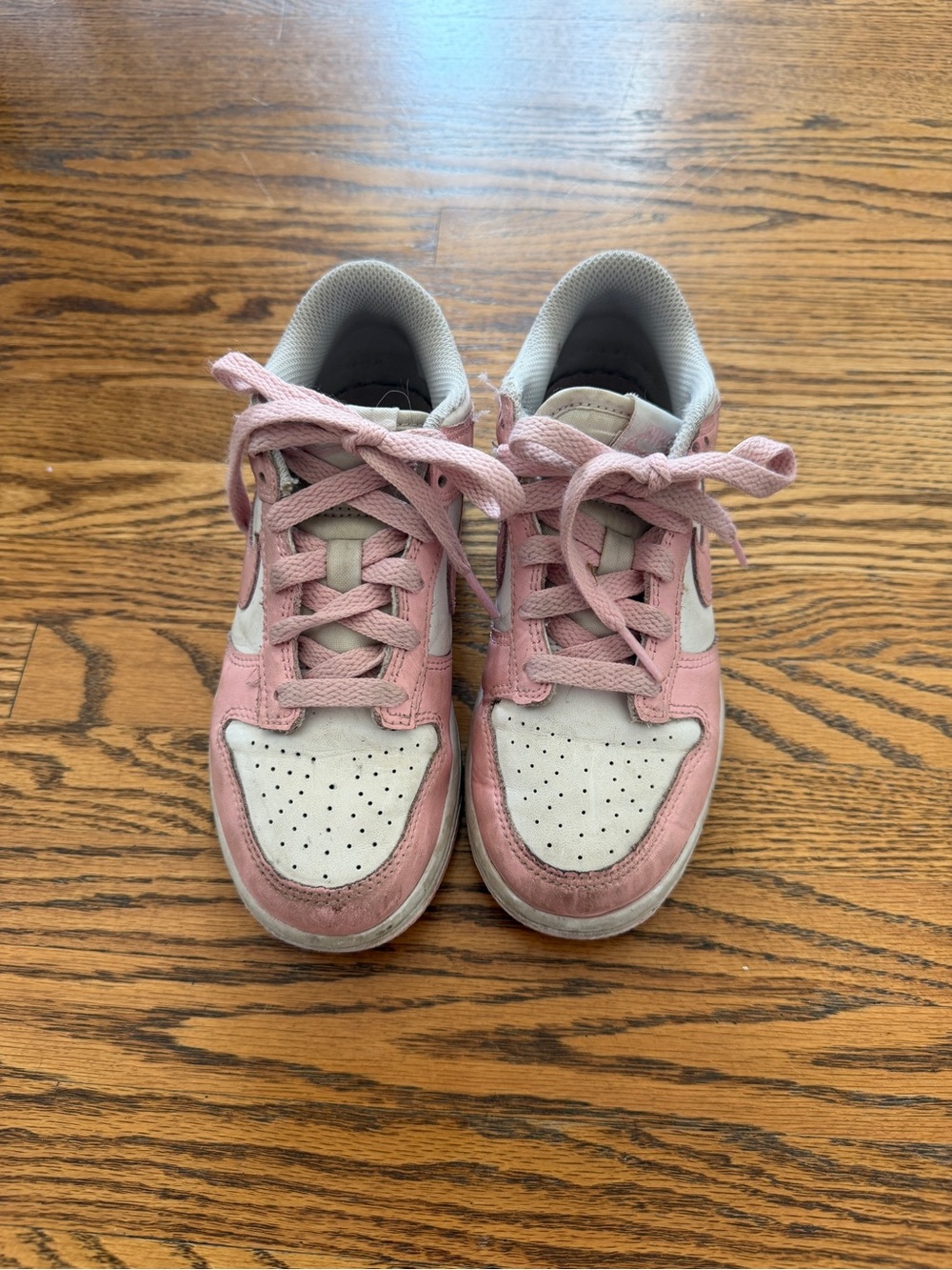 Girls Nike Court Borough Low Sneakers Pink and White Size 1